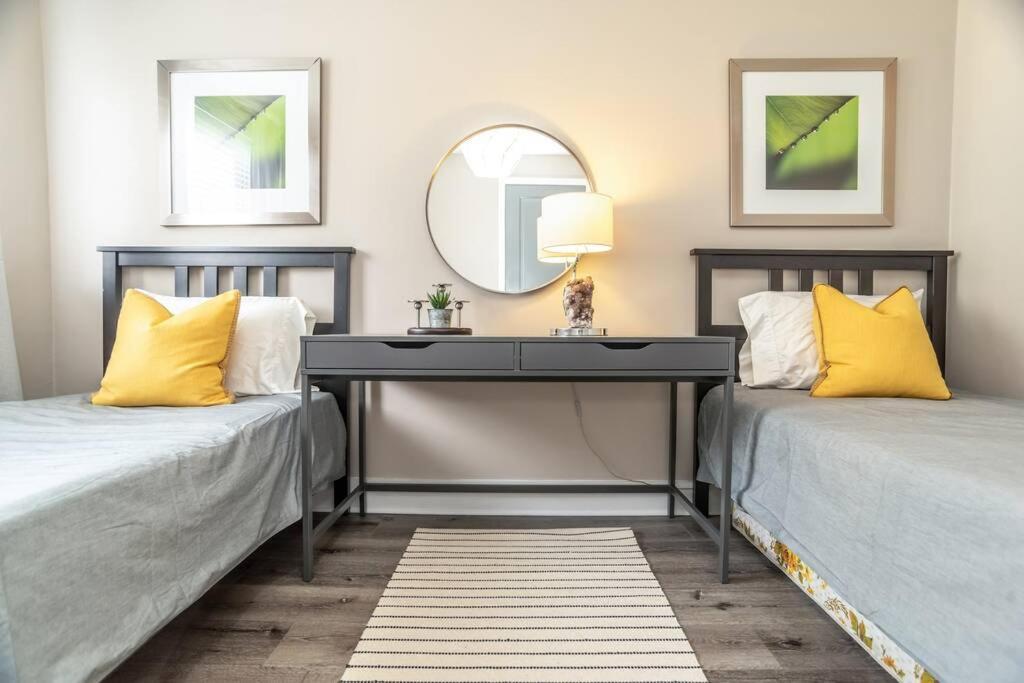 Heart Of Downtown 2Bd 1Free Parking View! Lm1008 Atlanta Dış mekan fotoğraf