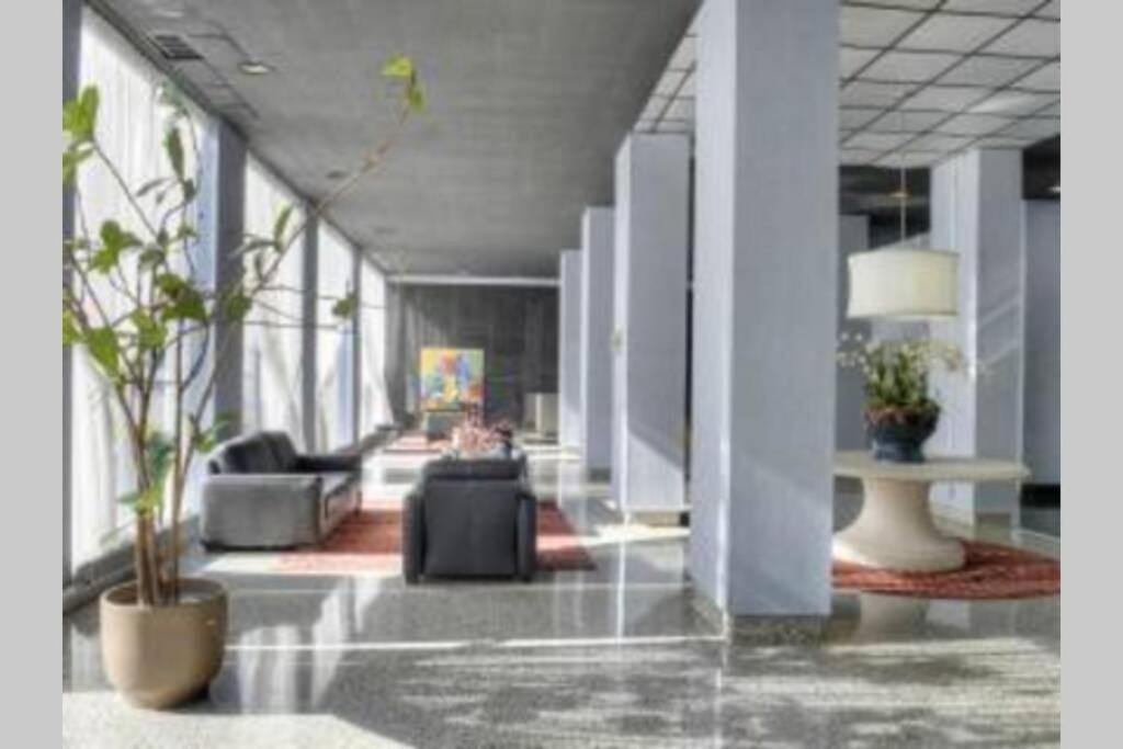 Heart Of Downtown 2Bd 1Free Parking View! Lm1008 Atlanta Dış mekan fotoğraf